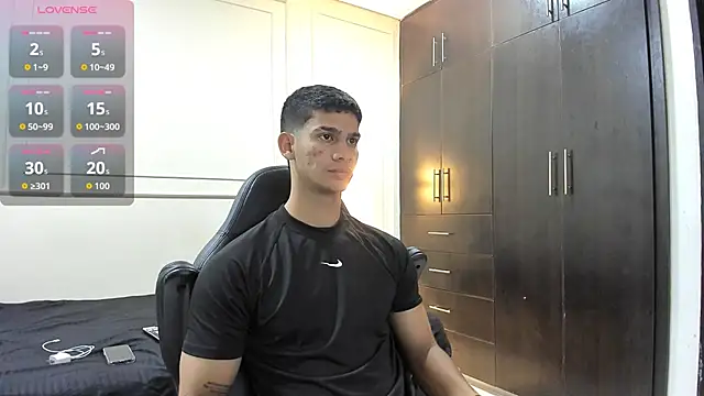 Snapshot of ANDRES_STUD chatting on 2, 5, 2026 ANDRES STUD online show from 2, 5, 2026