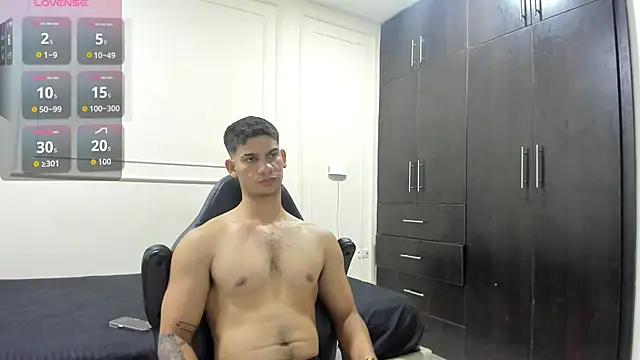 Snapshot of ANDRES_STUD chatting on 13, 5, 2026 ANDRES STUD online show from 13, 5, 2026