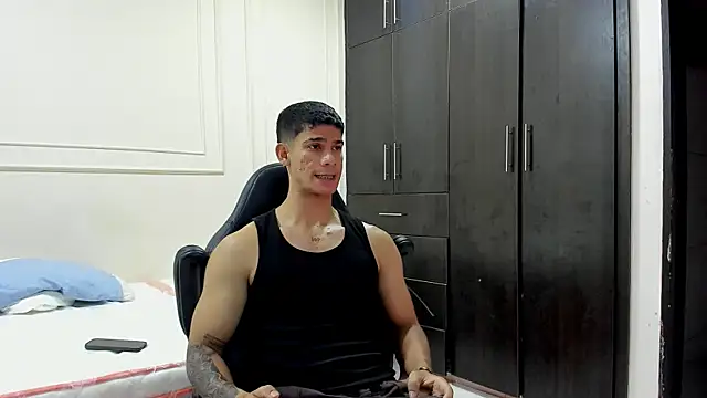 Snapshot of ANDRES_STUD chatting on 28, 4, 2026 ANDRES STUD online show from 28, 4, 2026