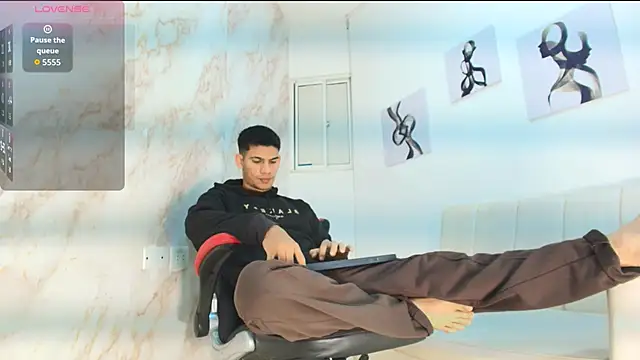 ANDRES STUD online show from 4, 12, 2025