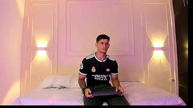 ANDRES STUD online show from 30, 6, 2026
