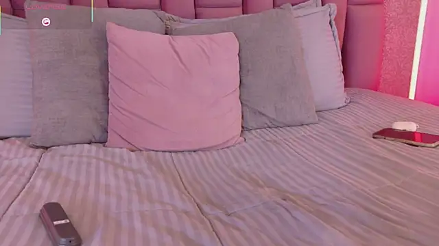 FelicityAdams online show from 18, 4, 2026