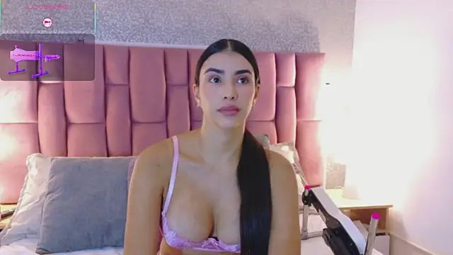 FelicityAdams online show from 10, 2, 2026