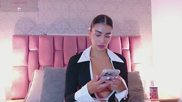 FelicityAdams online show from 19, 2, 2026