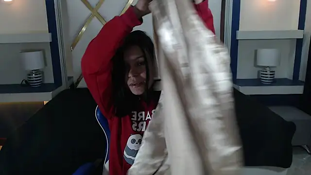 Snapshot of julieta_fn chatting on 18, 7, 2026 julieta fn online show from 18, 7, 2026