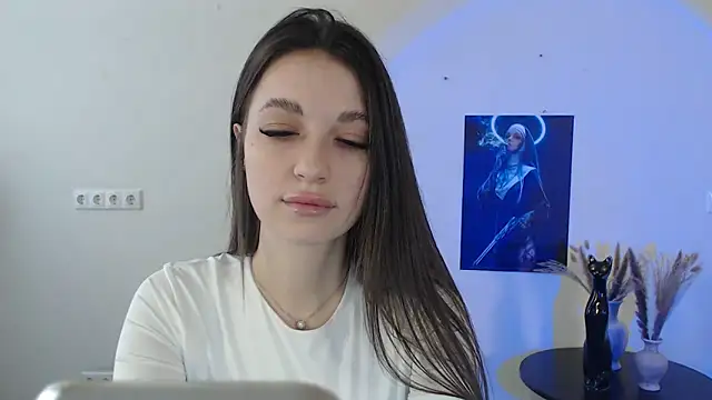 Eva Eldis online show from 8, 3, 2025