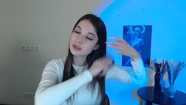 Eva Eldis online show from 8, 3, 2025