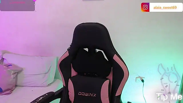 alaia sweetxxx online show from 21, 4, 2026