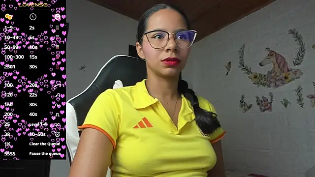 Snapshot of alisson_hoffman05 chatting on 23, 6, 2026 alisson hoffman05 online show from 23, 6, 2026