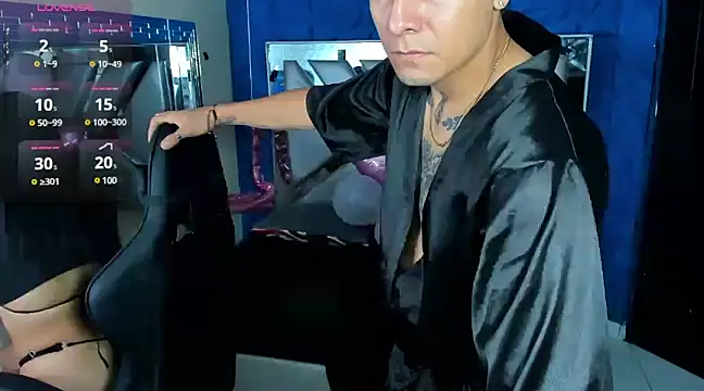 Natha and Sophia online show from 19, 2, 2025