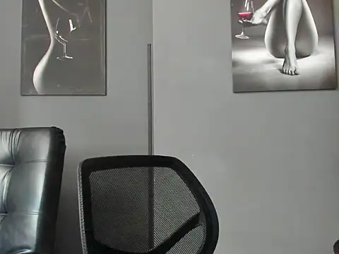 karlyjons12 online show from 24, 11, 2025