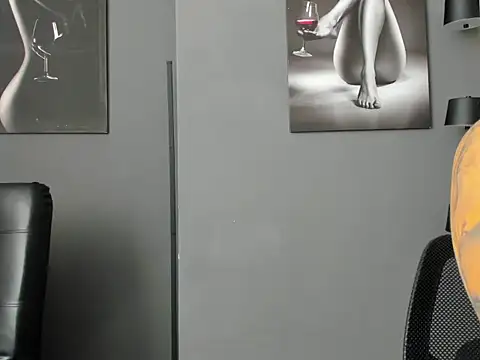 karlyjons12 online show from 14, 1, 2026