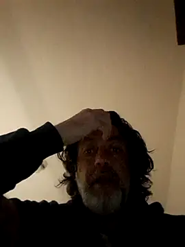 jeans and emma online show from 30, 11, 2025