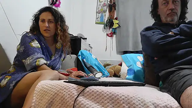 jeans and emma online show from 10, 1, 2026