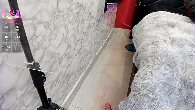 IVISBOUNCYASS online show from 18, 4, 2026