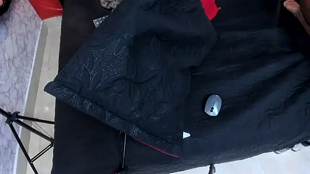 IVISBOUNCYASS online show from 24, 2, 2026