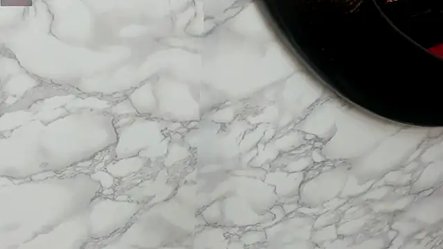 IVISBOUNCYASS online show from 10, 10, 2025