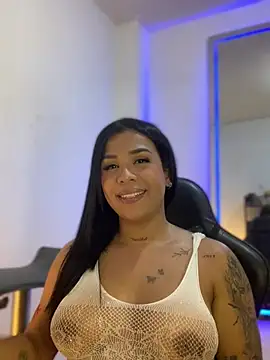 Snapshot of tinalove7 chatting on 15, 5, 2026 tinalove7 online show from 15, 5, 2026