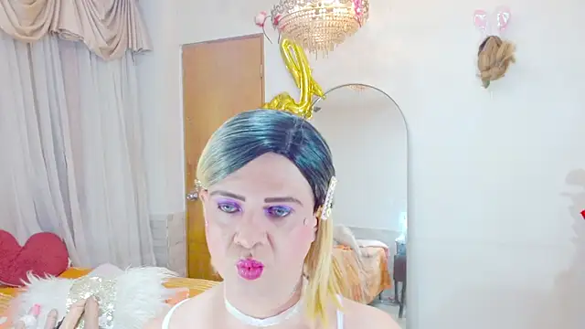 Snapshot of Dolldirtyxxx chatting on 21, 6, 2026 Dolldirtyxxx online show from 21, 6, 2026