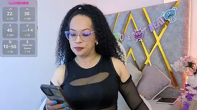 Cintiia Holmes online show from 2, 2, 2026