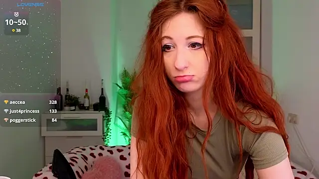 Snapshot of Katy_diamond_ chatting on 26, 2, 2025 Katy diamond online show from 26, 2, 2025