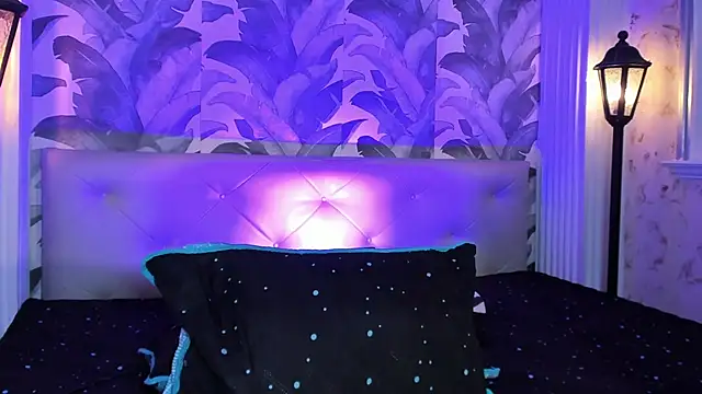 Snapshot of Sami_Evanns chatting on 11, 10, 2025 Sami Evanns online show from 11, 10, 2025