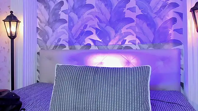 Snapshot of Sami_Evanns chatting on 9, 11, 2025 Sami Evanns online show from 9, 11, 2025