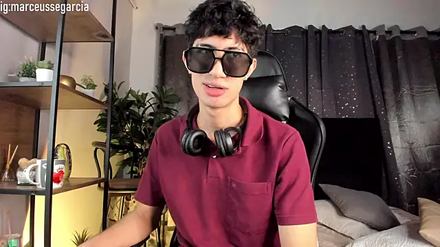 NovaaWheler online show from 25, 3, 2026