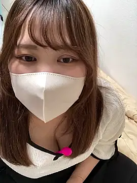 Snapshot of mitarashi_awww chatting on 18, 9, 2025 mitarashi awww online show from 18, 9, 2025