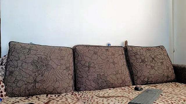 ChristiHanson online show from 31, 10, 2025