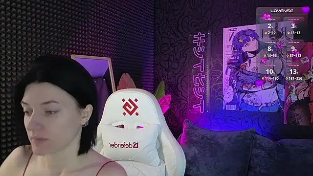 roxy riot  online show from 16, 10, 2025