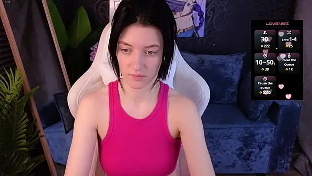 roxy riot  online show from 1, 12, 2025