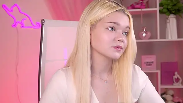 AdeleCartier online show from 24, 4, 2026