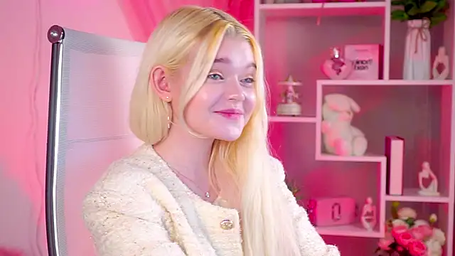 AdeleCartier online show from 13, 4, 2026