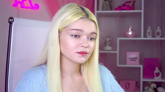 AdeleCartier online show from 20, 4, 2026