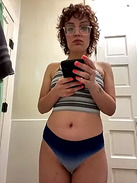 Snapshot of grassXass420 chatting on 1, 11, 2025 grassXass420 online show from 1, 11, 2025