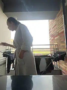 Snapshot of BonyBon29 chatting on 26, 10, 2025 BonyBon29 online show from 26, 10, 2025