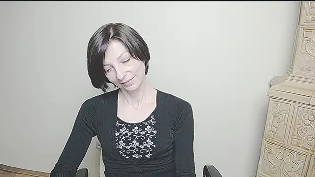  AngeliaFlow  online show from 4, 3, 2025