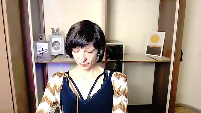  AngeliaFlow  online show from 4, 10, 2025