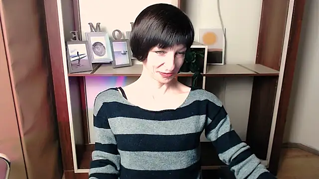  AngeliaFlow  online show from 13, 11, 2025