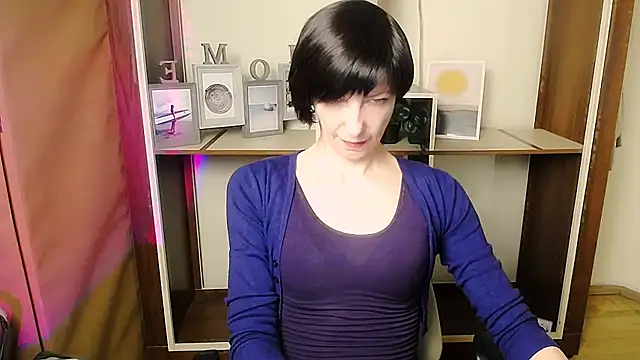  AngeliaFlow  online show from 13, 1, 2026