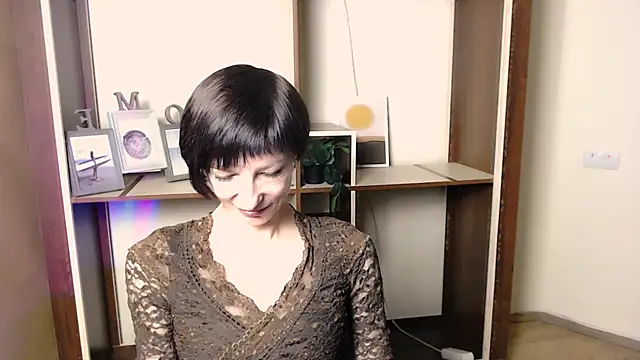  AngeliaFlow  online show from 10, 11, 2025