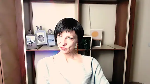  AngeliaFlow  online show from 25, 11, 2025