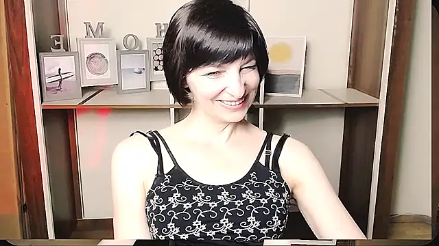 Snapshot of _AngeliaFlow_ chatting on 27, 6, 2026 AngeliaFlow online show from 27, 6, 2026