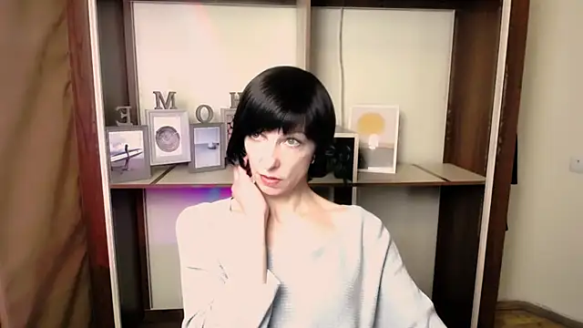  AngeliaFlow  online show from 7, 1, 2026