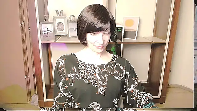  AngeliaFlow  online show from 11, 5, 2026