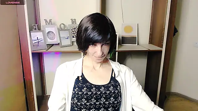  AngeliaFlow  online show from 15, 10, 2025