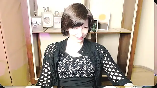  AngeliaFlow  online show from 18, 5, 2026