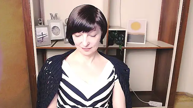  AngeliaFlow  online show from 4, 4, 2026