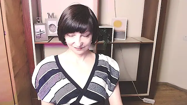  AngeliaFlow  online show from 22, 4, 2026